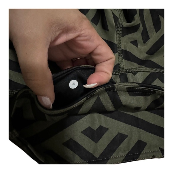 Lululemon Wunder Under Leggings Luxtreme Chevron Shuffle Fatigue Green Sz 4 - Picture 10 of 14